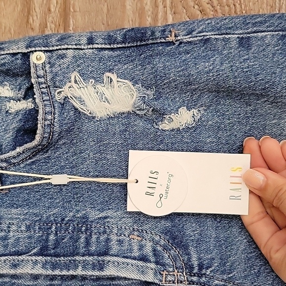 Rails Size 24 Melrose Slim Jeans in Arctic Distress NWT - Picture 4 of 9